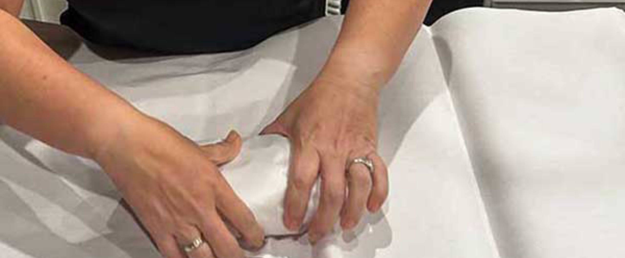 How to Pack Dishes to Avoid Them Breaking