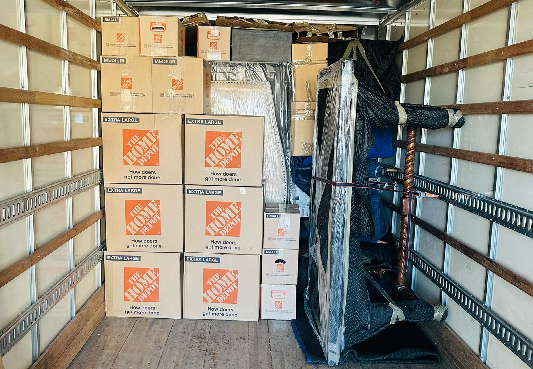 Rectangle 6636 (1) professional movers near me