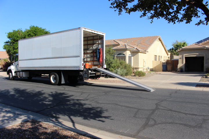Why Mesa chooses Gilbert Moving storage mesa az